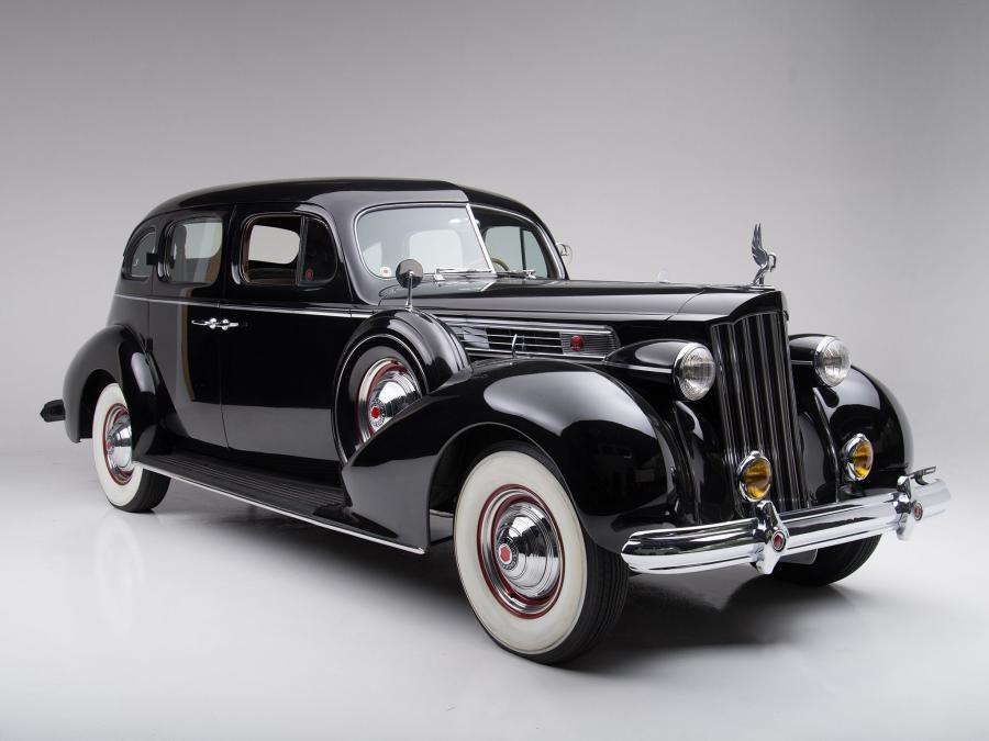  Packard Super Eight Touring Sedan 1939 года  (фото 1 из 4)